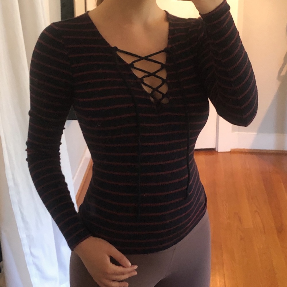 blue and red stripped shirt